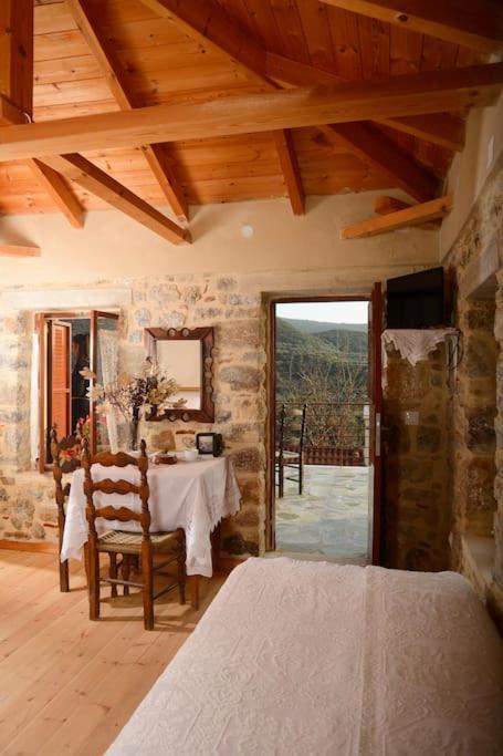 公寓 A Small Paradise In Mani With Local Hospitality *